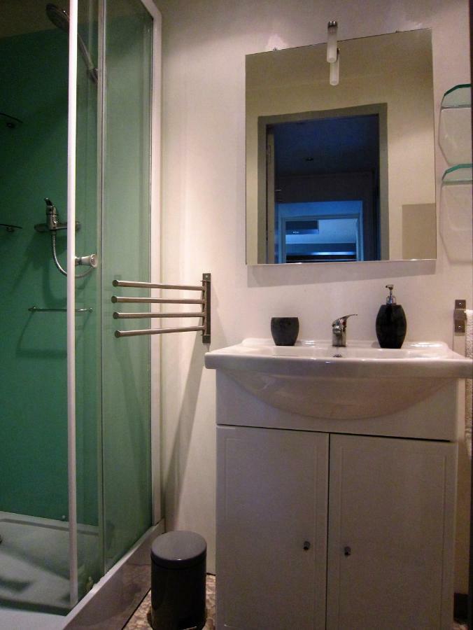 Maison De Charme A La Rochelle Croix-Chapeau Exteriér fotografie