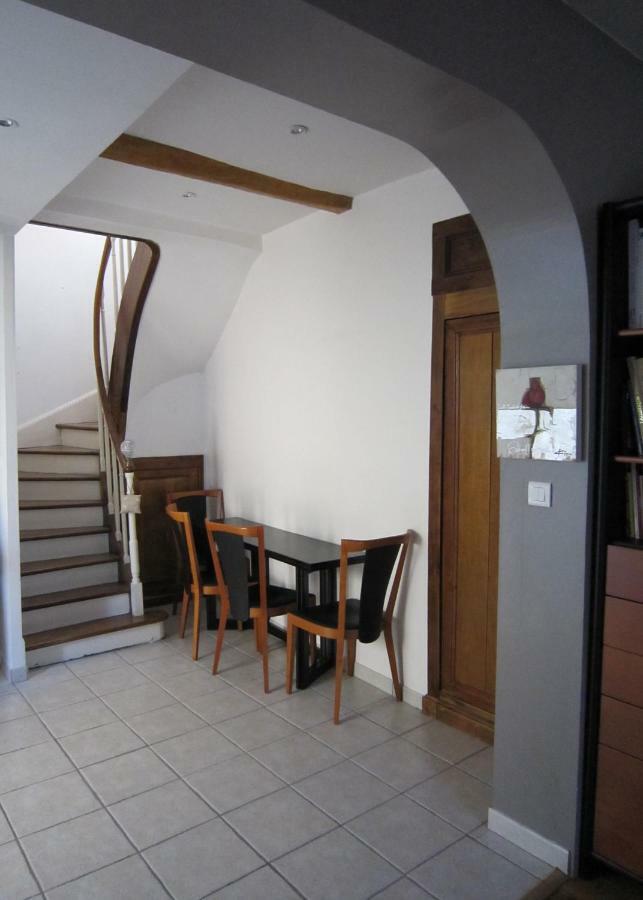 Maison De Charme A La Rochelle Croix-Chapeau Exteriér fotografie